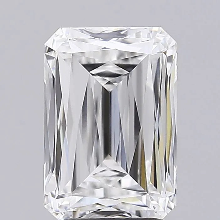 3.14ct Radiant Lab Grown Diamond (Colour E, Clarity VVS2, IGI Certified)