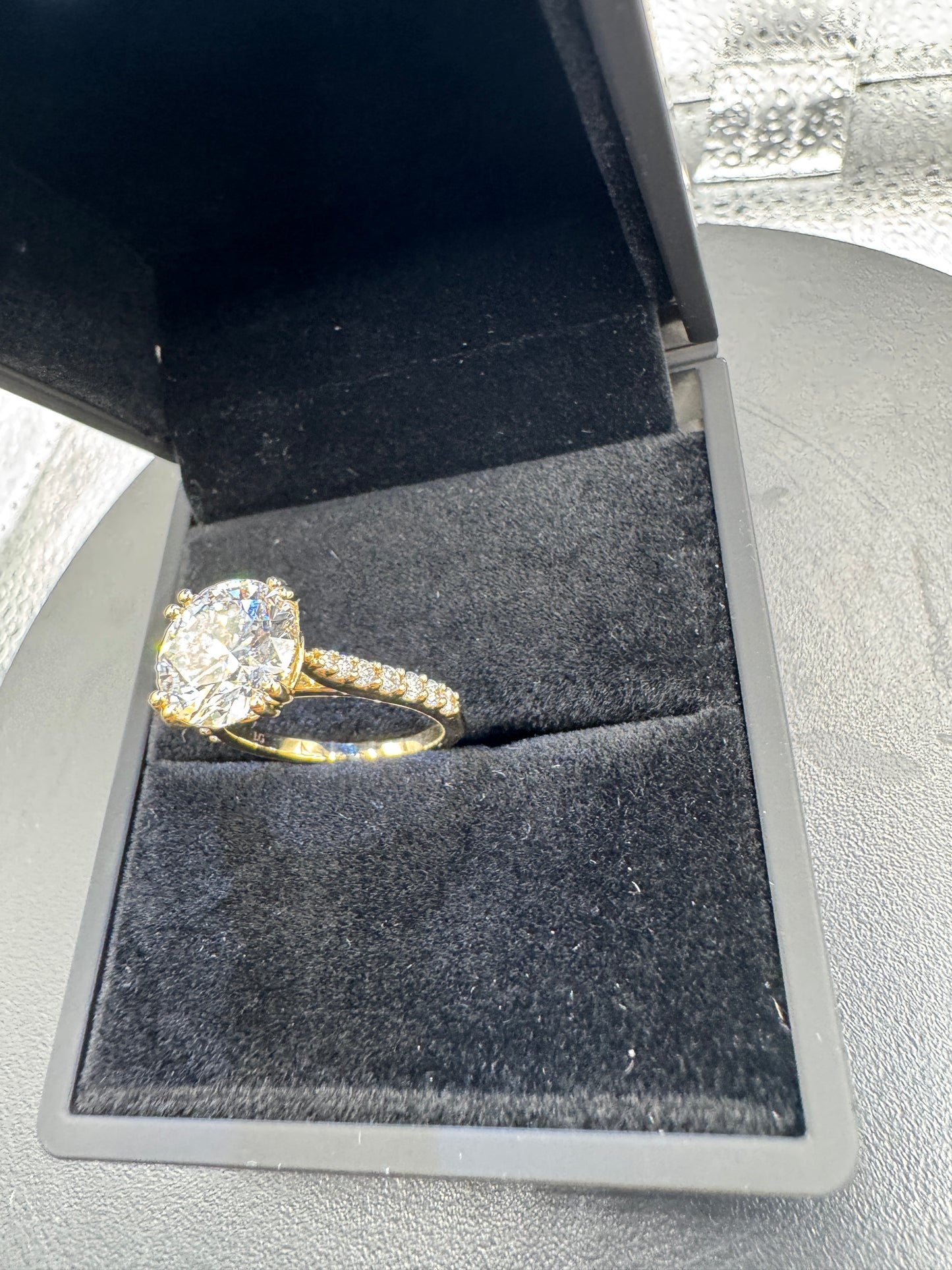 Round Brilliant 3.50CT E/VVS2 Ideal Cut Lab-Grown Diamond Ring in 14K Yellow Gold – Size 6