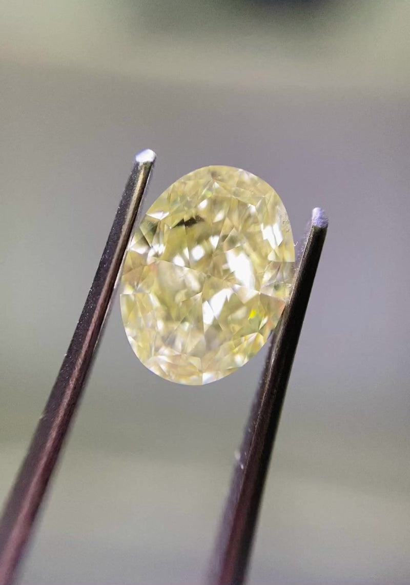 Oval 1.6ct Fancy  Yellow SI2 GIA #3475070150