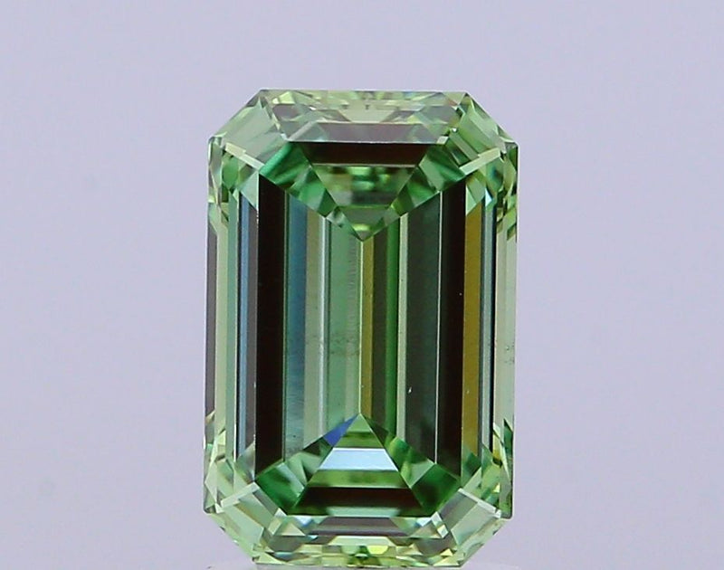 Emerald 2.55ct Fancy Vivid Green VS1 IGI #LG778693937