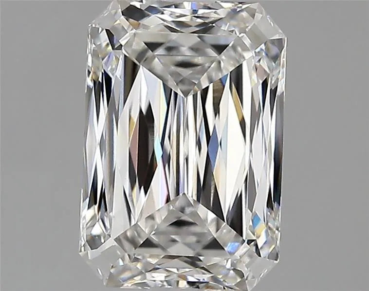 3.32ct Radiant Lab Grown Diamond (Colour E, Clarity VVS2, IGI Certified)
