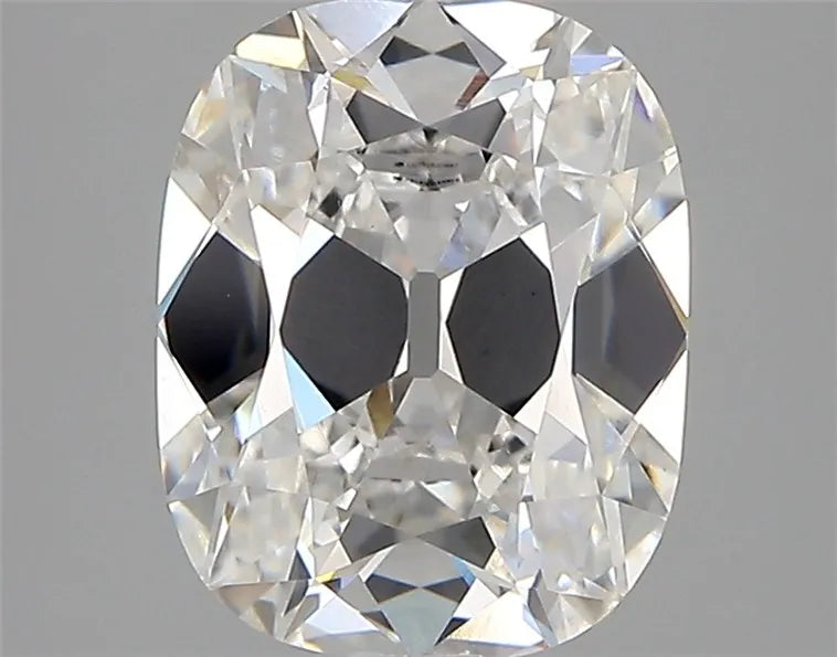2.77ct Cushion modified Lab Grown Diamond (Colour E, Clarity VS1, IGI Certified)