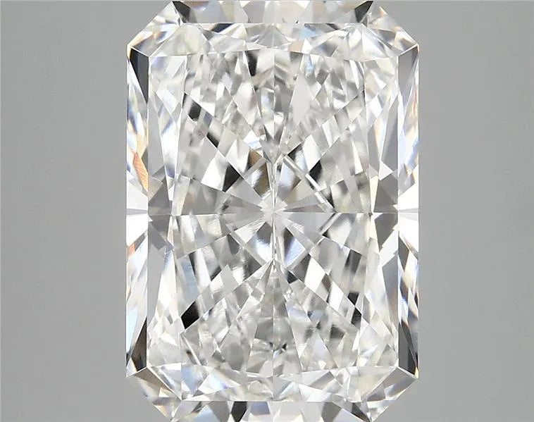 5.05ct Radiant Lab Grown Diamond (Colour F, Clarity VVS2, IGI Certified)