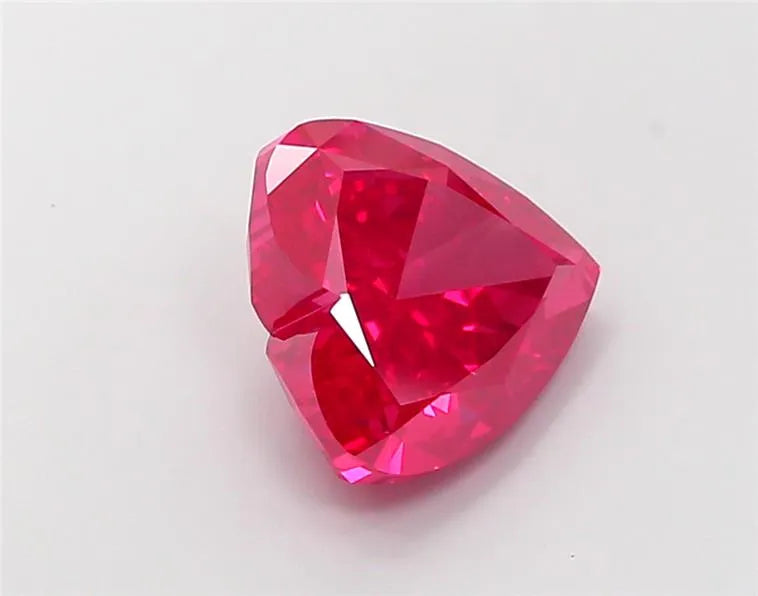 4.19ct Heart Lab Grown Diamond (Colour Fancy Vivid Pink, Clarity VS2, IGI Certified)