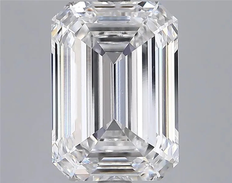 4.72ct Emerald Lab Grown Diamond (Colour G, Clarity VVS2, IGI Certified)
