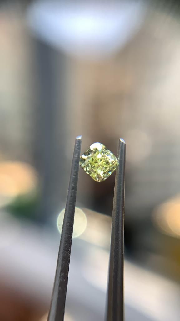 Cushion brilliant 0.34ct Fancy Yellow SI1 GIA #1226884415
